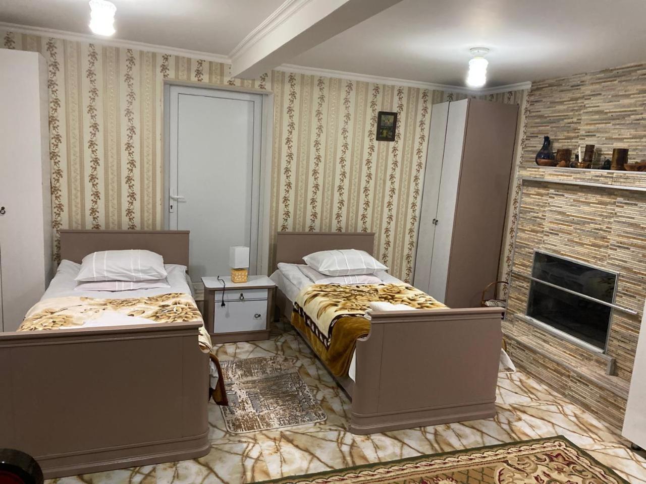 Guest House Happy House คูทายสิ ภายนอก รูปภาพ